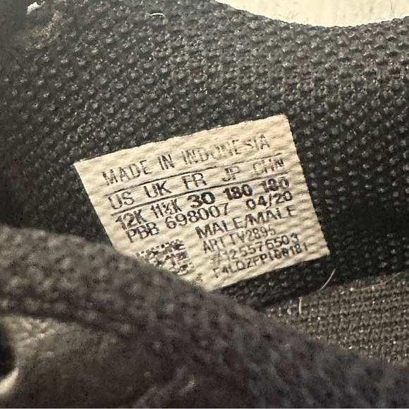 Adidas Kids Black and Pink Lace Up Soccer Cleats Sz 12K GUC - Picture 5 of 8